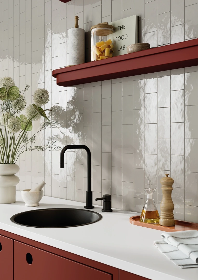Gres La Fabbrica Ava GROOVES efekt beton - aranzacja w minimalistycznym wnetrzu