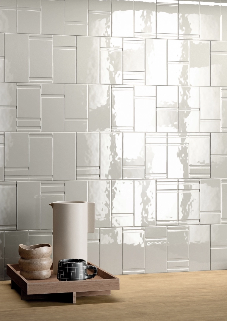 Gres La Fabbrica Ava GROOVES efekt beton - aranzacja w przy kominku