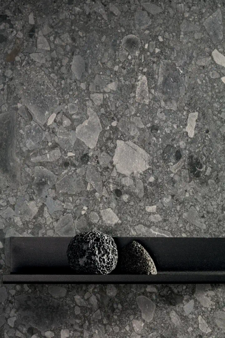 Gres Lea SIDE STONE efekt marmur - aranzacja w nowoczesnym salonie