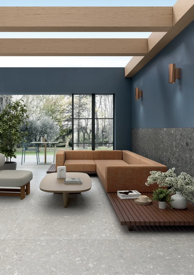 Gres Lea SIDE STONE efekt marmur - aranzacja w przestronnym holu