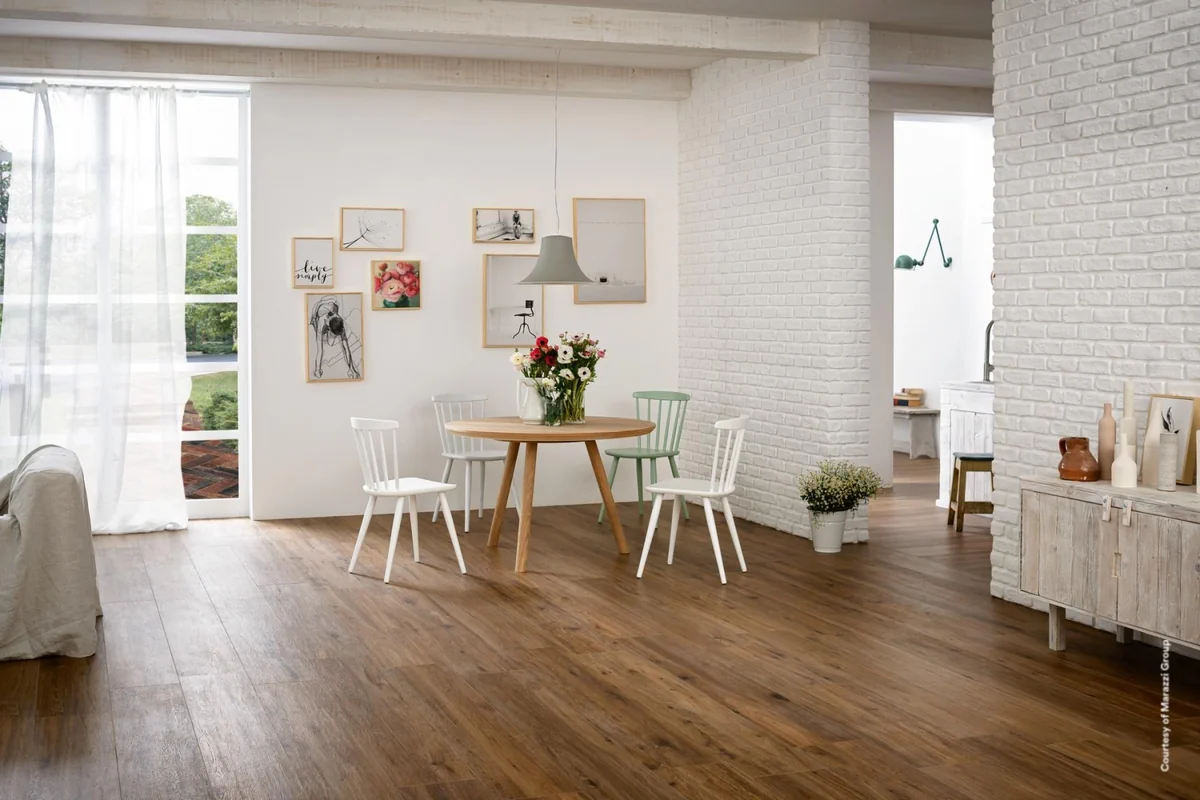 Gres Marazzi TREVERKTREND efekt drewno - aranzacja w elewacji domu
