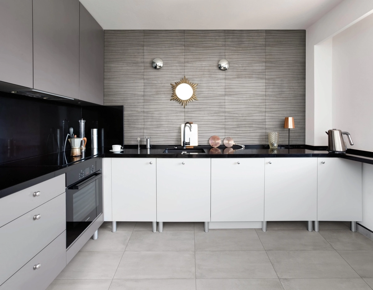 Gres Marazzi APPEAL efekt beton - aranzacja w przy kominku