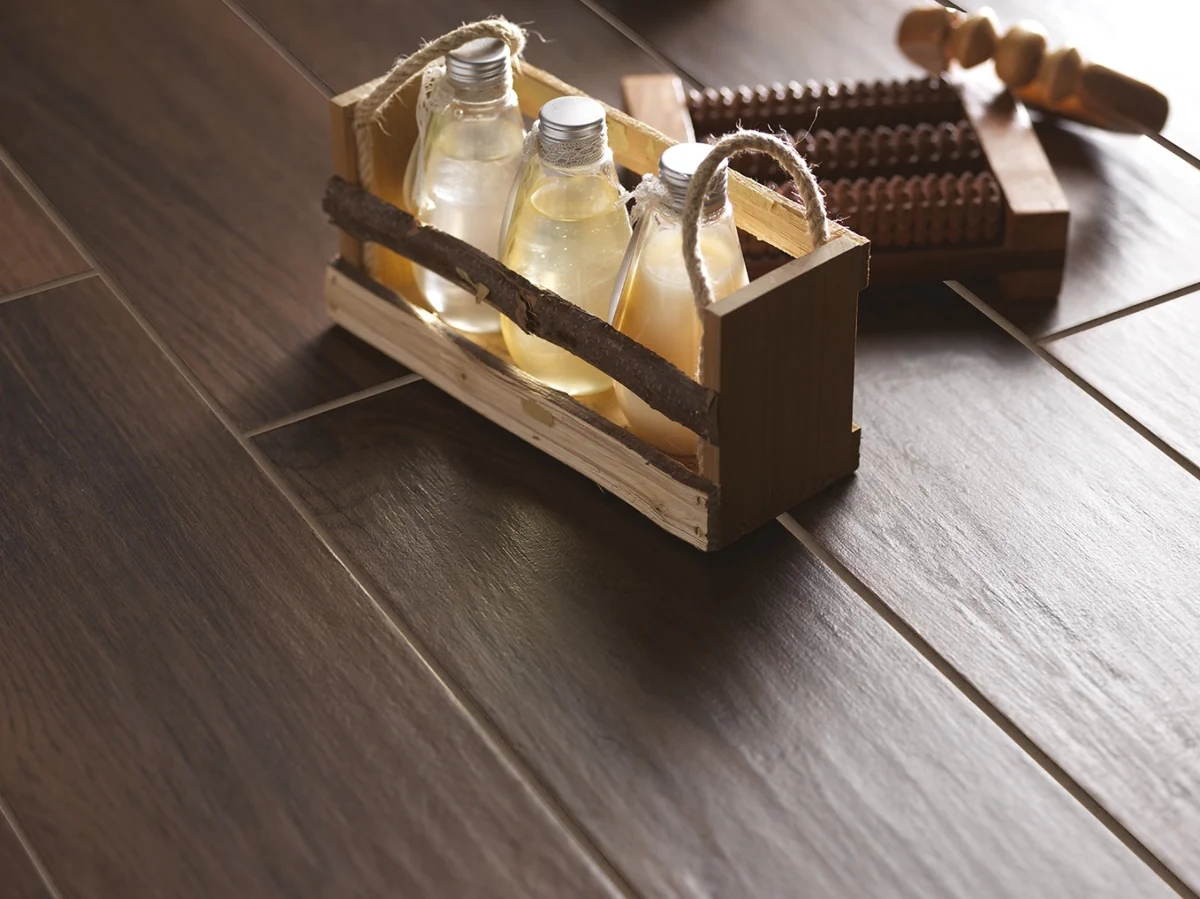 Gres Marazzi TREVERKMOOD efekt drewno - aranzacja w elewacji domu