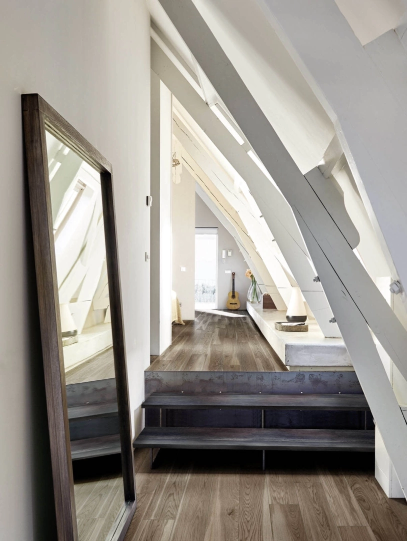 Gres Marazzi TREVERKMORE efekt drewno, - aranzacja w nowoczesnym salonie