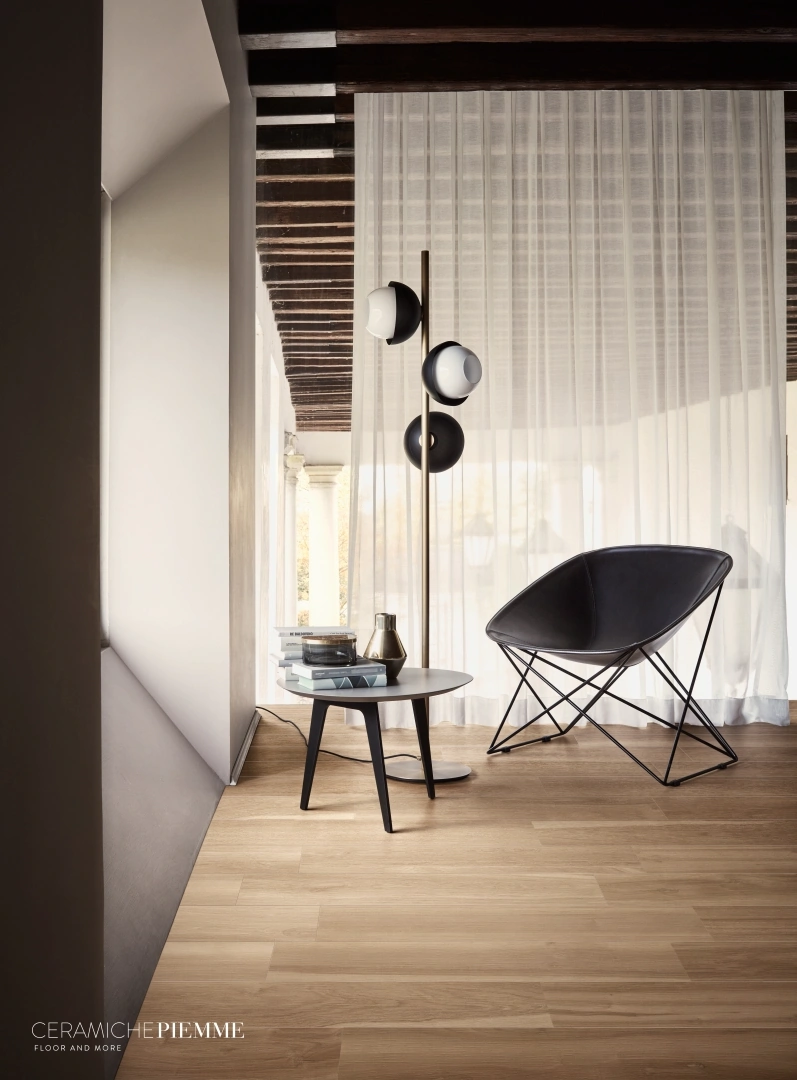 Gres Piemme FLEUR DE BOIS efekt drewno - aranzacja w elewacji domu