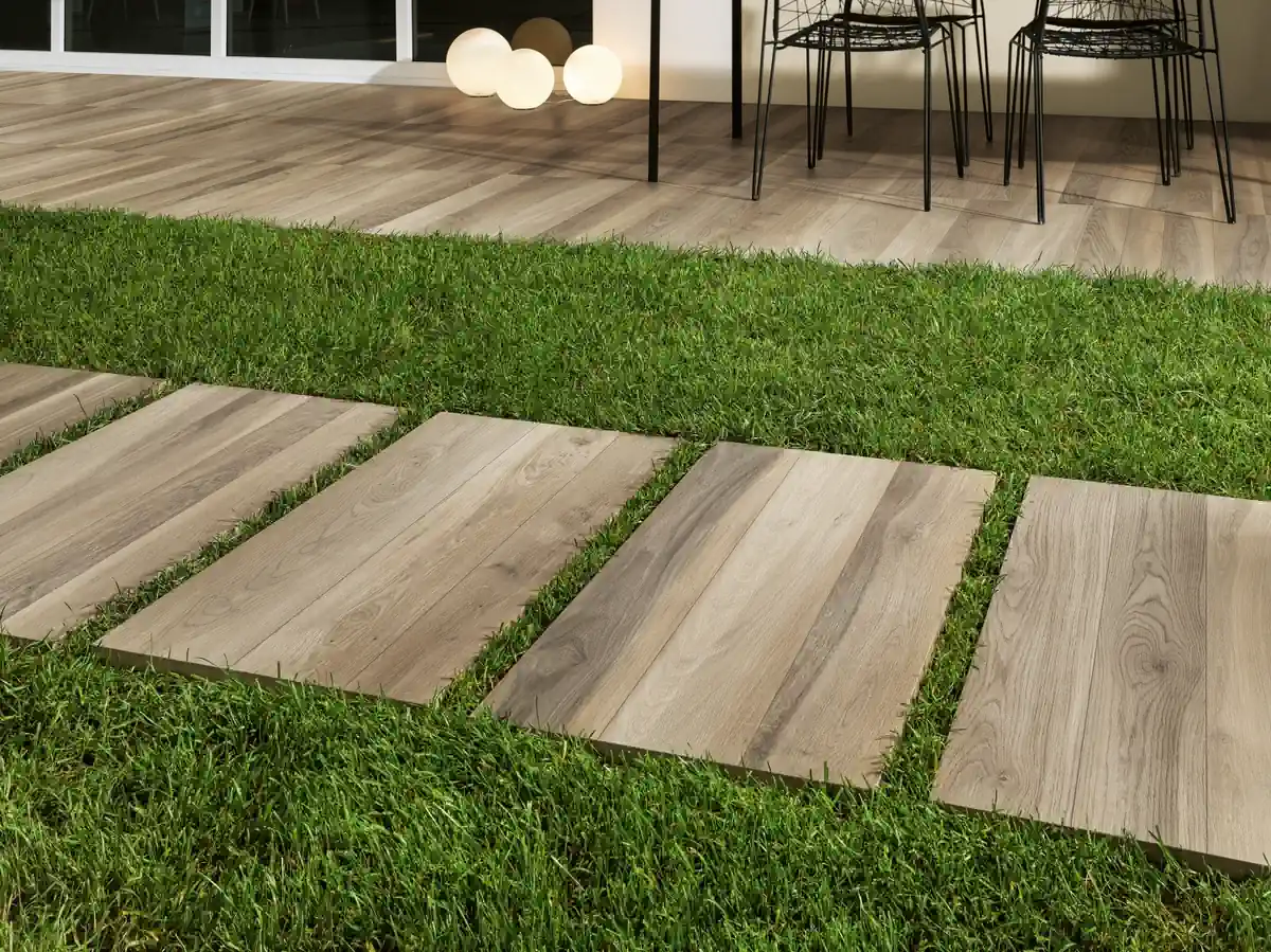 Gres Piemme COTTAGE efekt drewno - aranzacja w elewacji domu