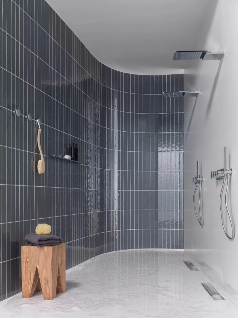 Gres Porcelanosa MARMI CHINA efekt kolor - aranzacja w elewacji domu