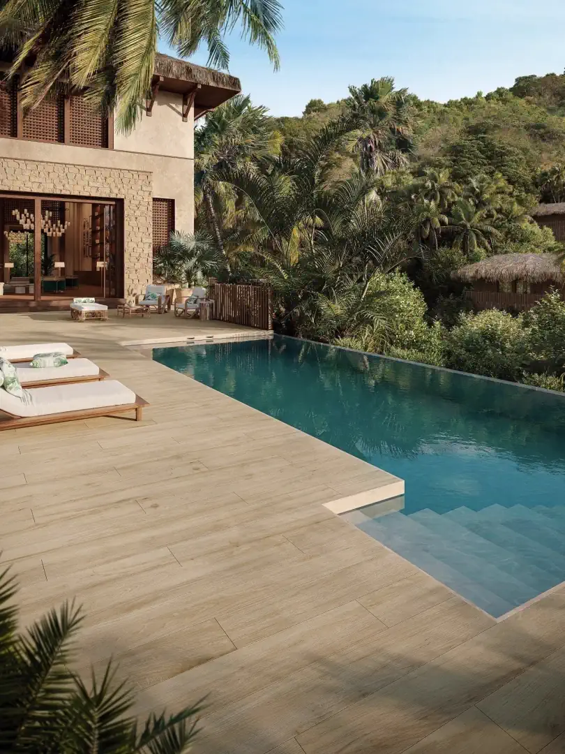 Gres Porcelanosa NOBU efekt drewno - aranzacja w elewacji domu