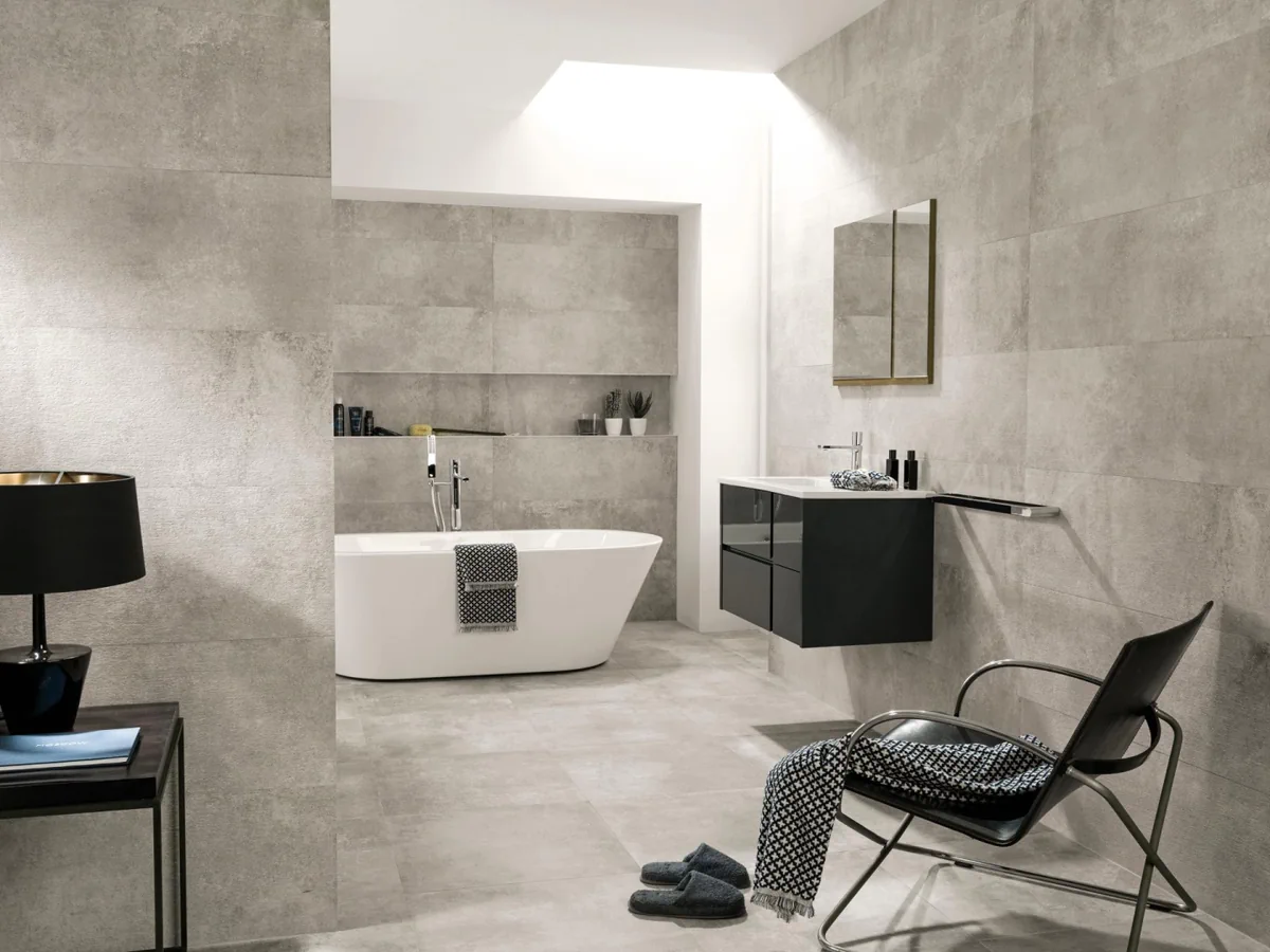 Gres Porcelanosa BALTIMORE efekt beton - aranzacja w przestronnym holu