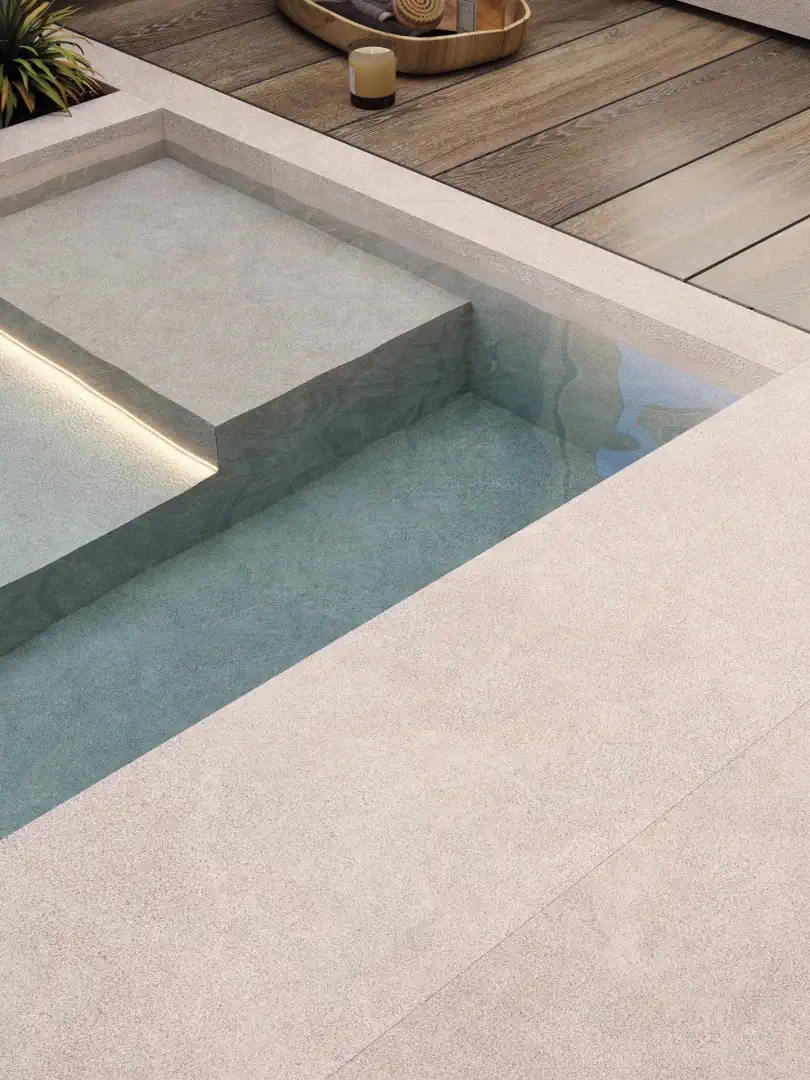 Gres Porcelanosa SAVANNAH efekt kamień - aranzacja w elewacji domu