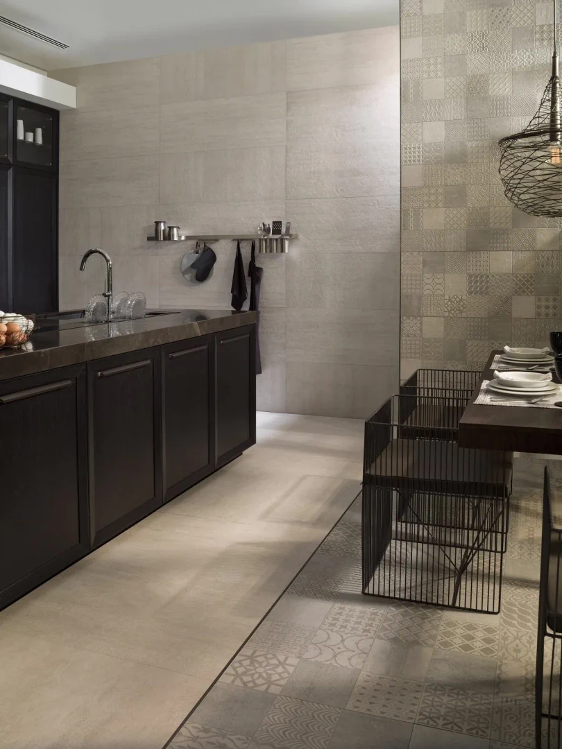 Gres Porcelanosa NANTES efekt beton - aranzacja w elewacji domu