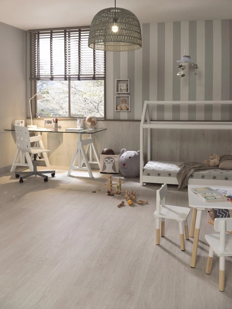 Gres Porcelanosa DEVON efekt drewno - aranzacja w minimalistycznym wnetrzu