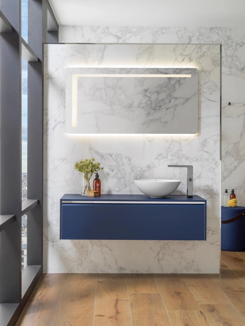 Gres Porcelanosa OXFORD efekt drewno - aranzacja w przy kominku