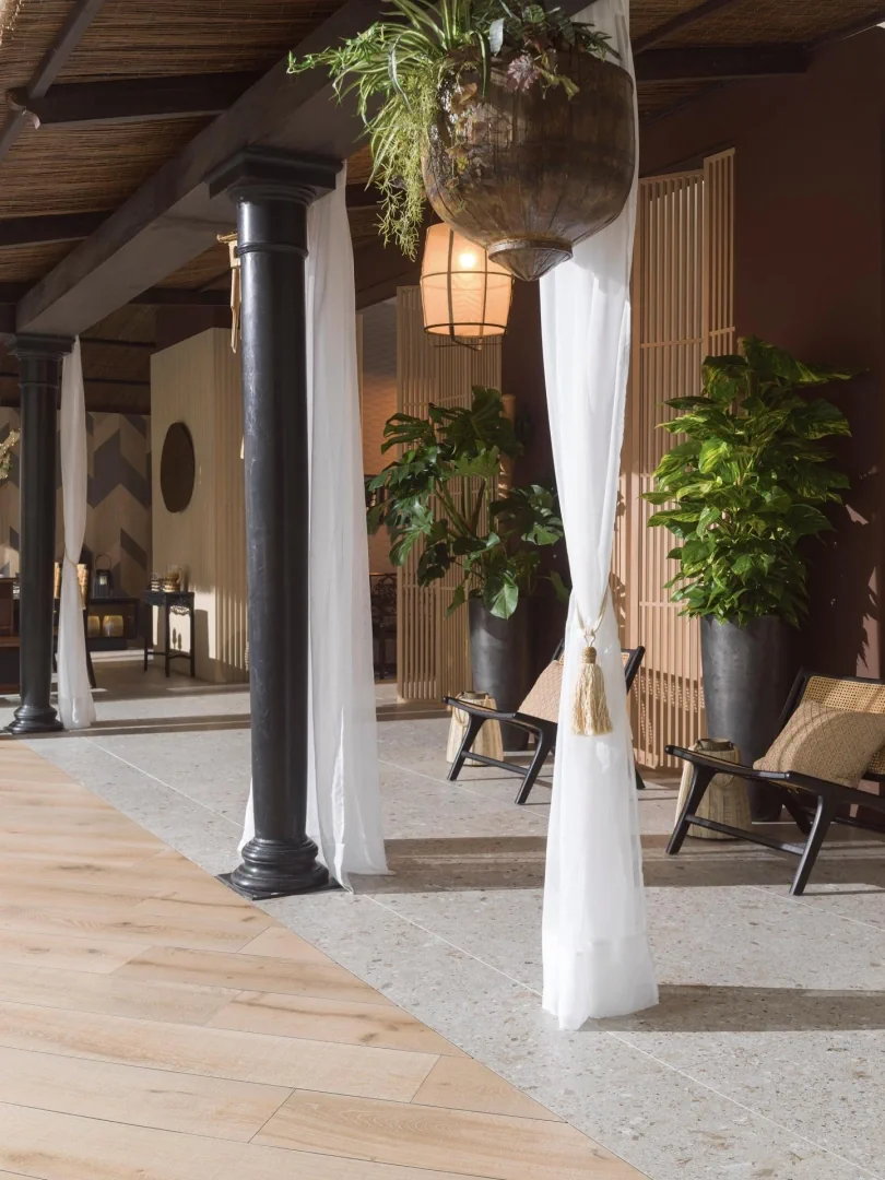 Gres Porcelanosa VANCOUVER efekt drewno - aranzacja w eleganckiej lazience