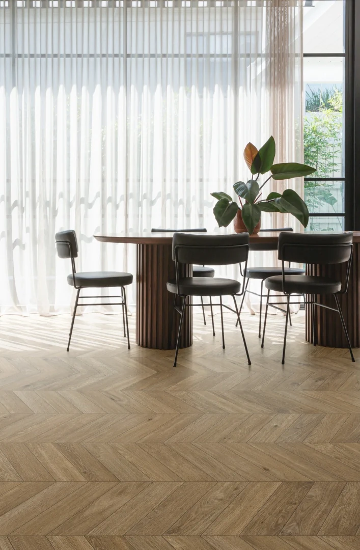 Gres Ragno OSSIMORI efekt drewno - aranzacja w eleganckiej lazience