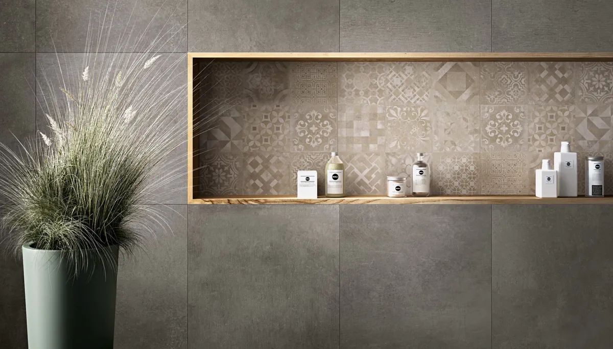 Gres Ragno STUDIO efekt kamień, beton - aranzacja w eleganckiej lazience