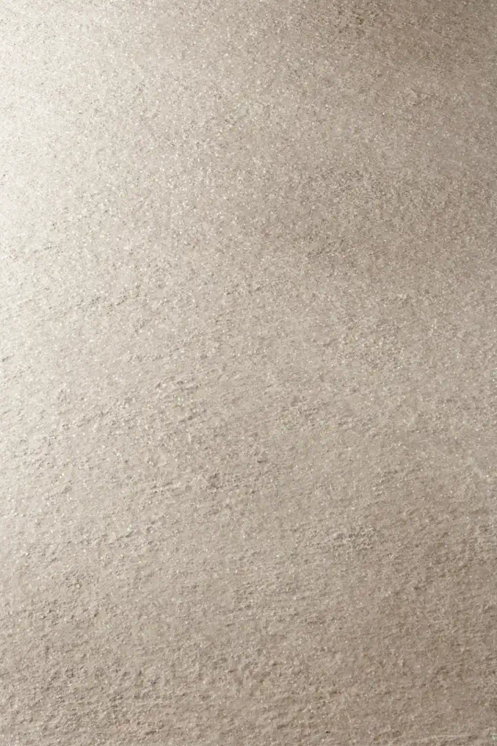 Gres Refin PRIMAL efekt kamień - aranzacja w eleganckiej lazience
