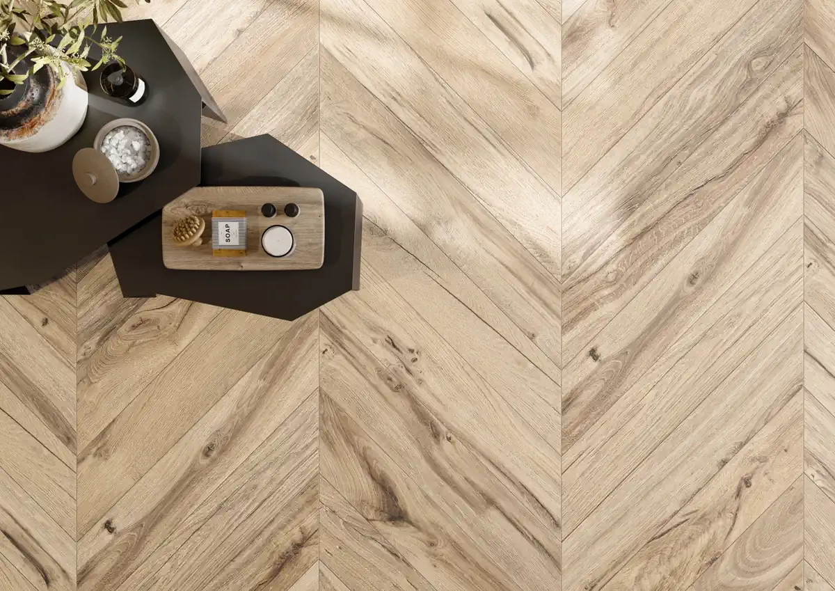 Gres Rondine CHEVRON XL efekt drewno - aranzacja w nowoczesnym salonie