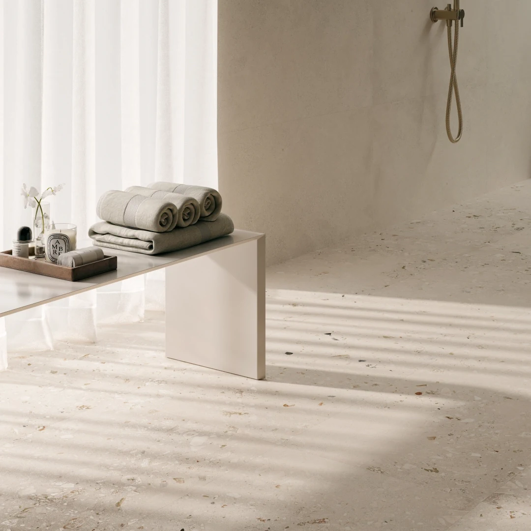 Gres Santagostino LOGICO efekt terrazzo, kamień, , beton - aranzacja w eleganckiej lazience