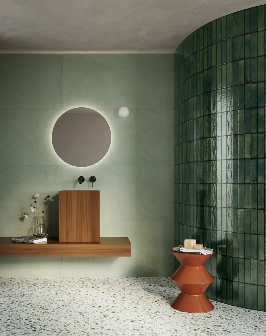 Gres Santagostino IRO efekt terrazzo, beton - aranzacja w elewacji domu