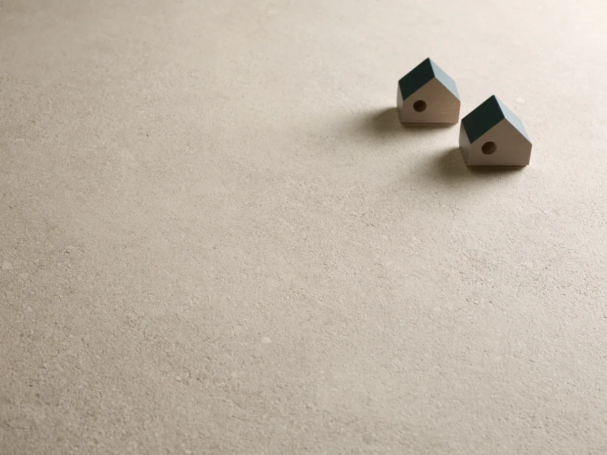 Gres Santagostino DUO efekt beton - aranzacja w eleganckiej lazience
