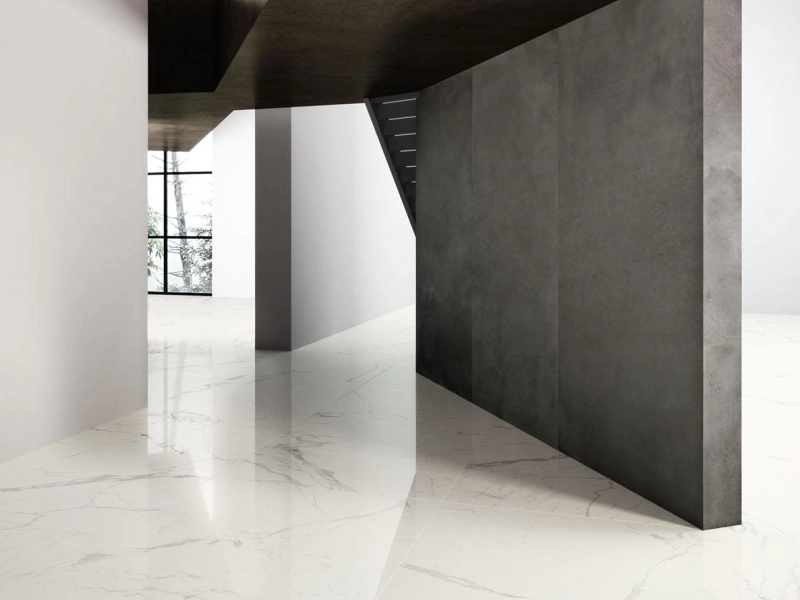 Marazzi Grande Concrete Look – gres imitujący beton w luksusowej strefie dziennej