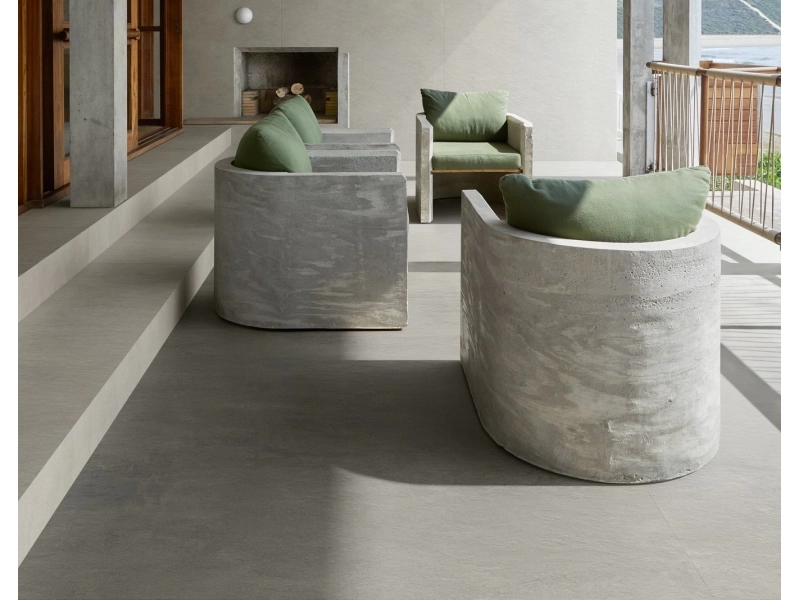 Marazzi Grande Concrete Look – gres imitujący beton w nowoczesnym domu jednorodzinnym