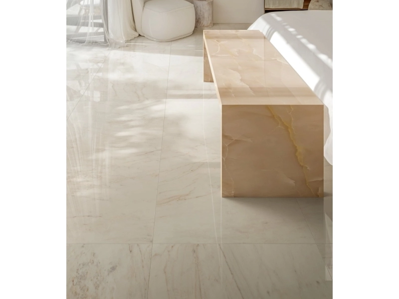 Marazzi Allmarble gres o efekcie marmuru w nowoczesnym apartamencie