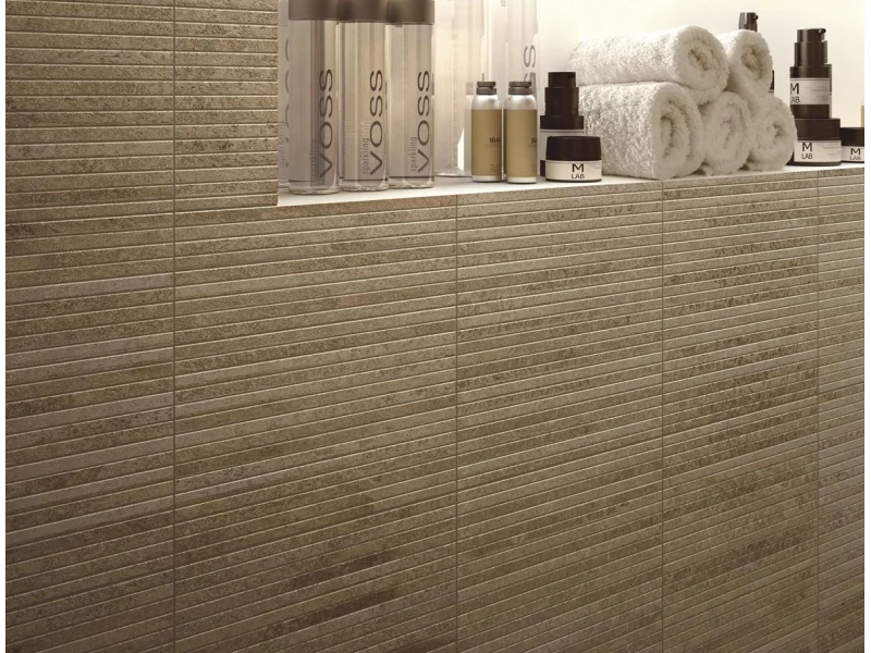 Gres Ragno Stoneway Barge Antica efekt terrazzo, Kamień w eleganckim salonie z dużymi przeszkleniami
