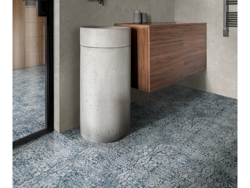 Gres Ragno Realstone Argent efekt beton w minimalistycznym salonie