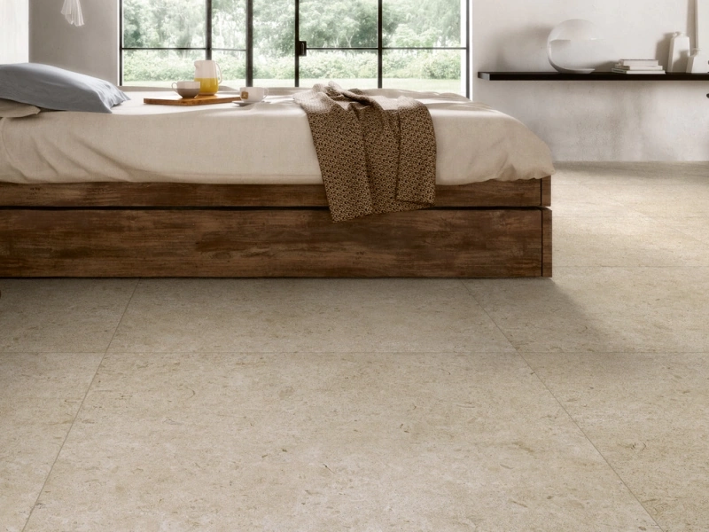 Płytki Ragno Eterna imitujące terrazzo, Kamień, Beton, Marmur w eleganckim holu