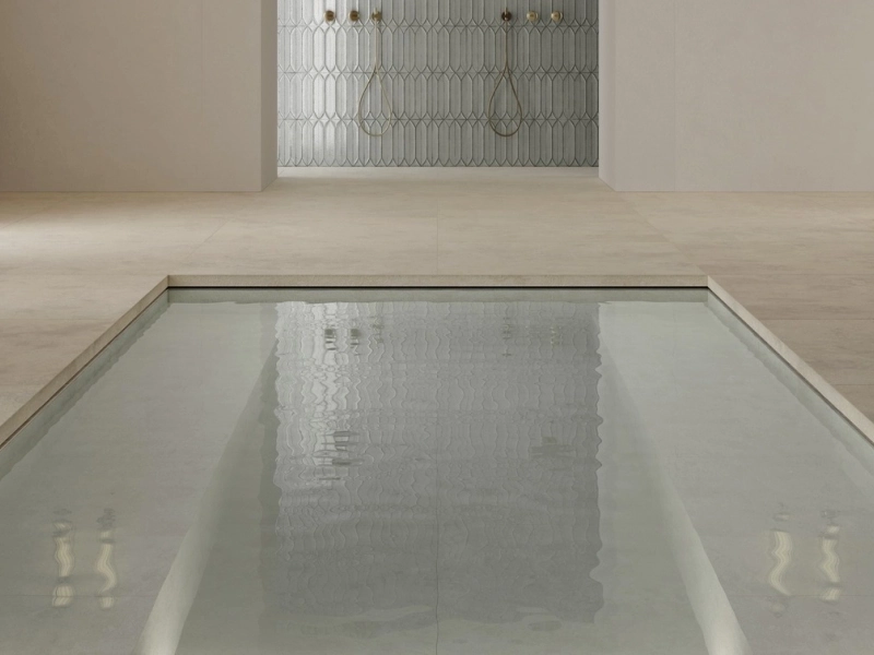 Gres porcelanowy Marazzi Grande Concrete Look beton w luksusowym salonie